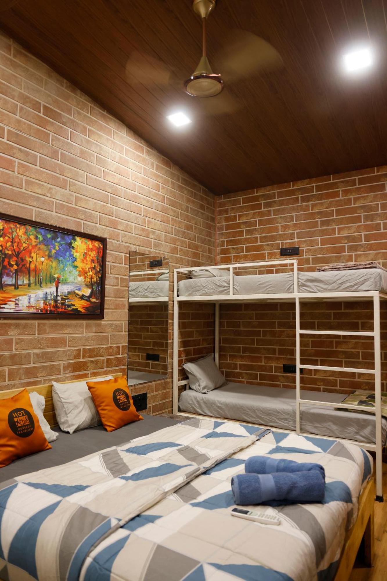 Hot - House Of Travellers, Lonavala By Mody Stays Zewnętrze zdjęcie